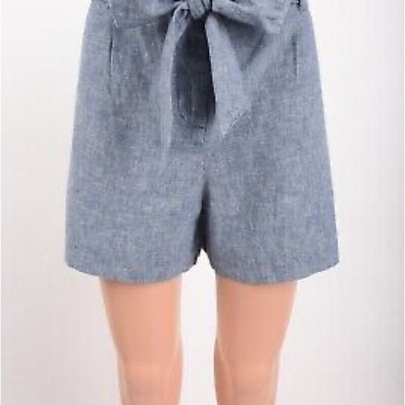 Boden Womens Cora Shorts UK 12 US 8 Blue Chambray Linen 6" inseam - Picture 3 of 4